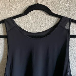 LULULEMON WOMENS SHIRT